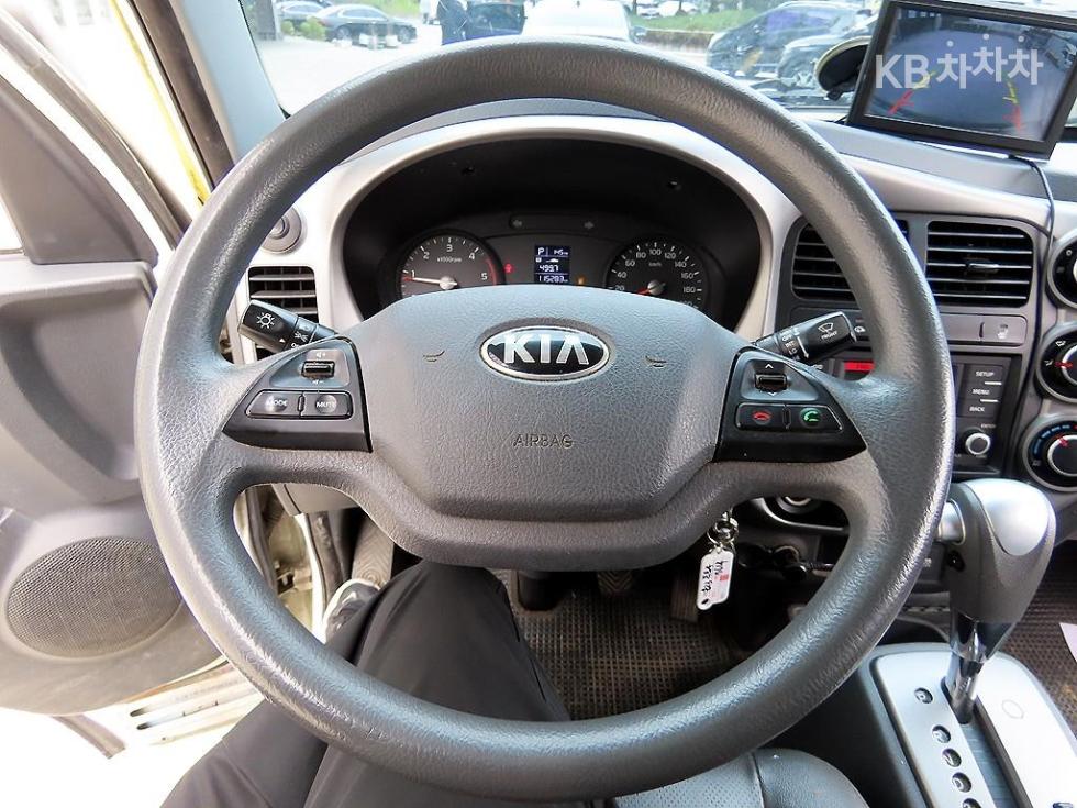 2017 - kia bongo iii