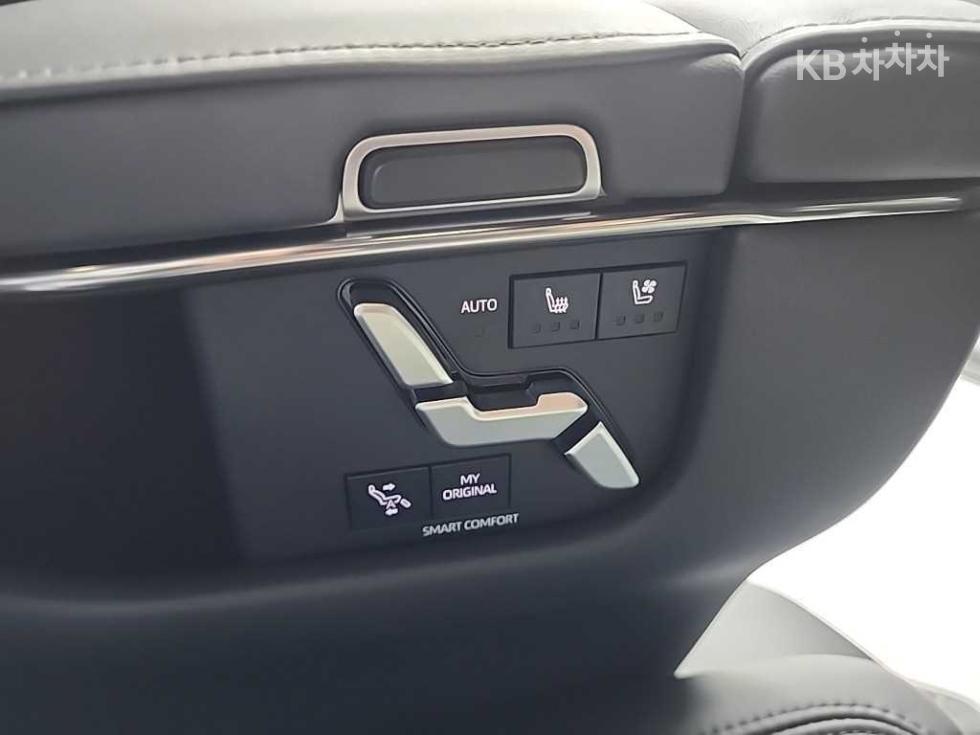 Toyota Alphard — miniaturë 15