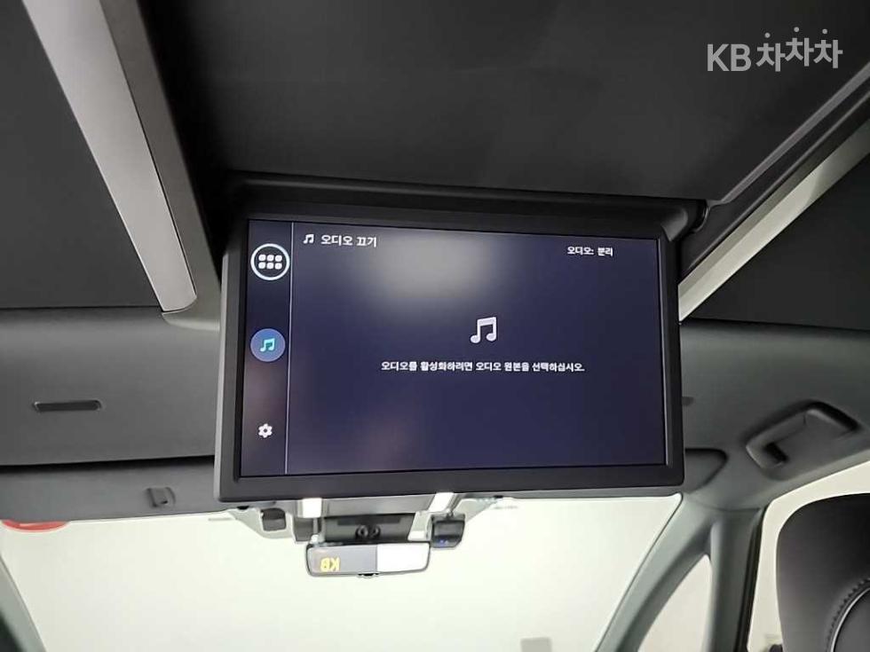 Toyota Alphard — miniaturë 16