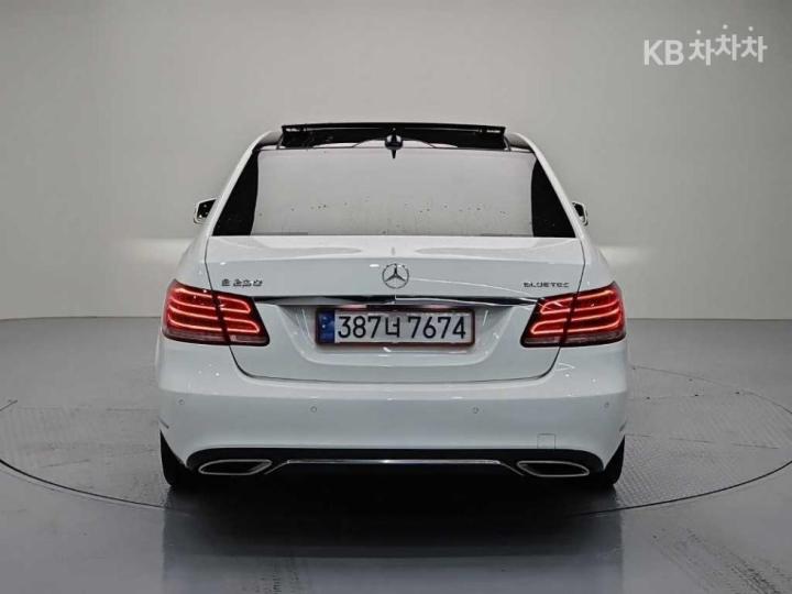 Mercedes-Benz E-Class New E250 CDI BlueTEC 4 Matic BlueTEC Avantgarde W212 4