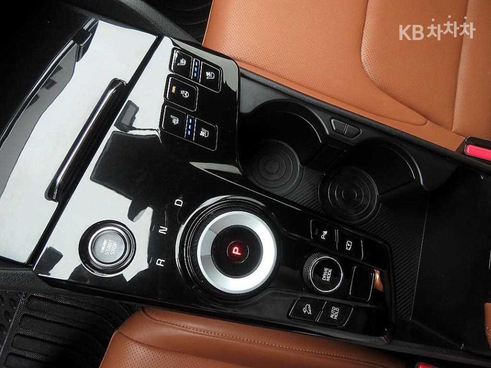 2024 - kia sportage