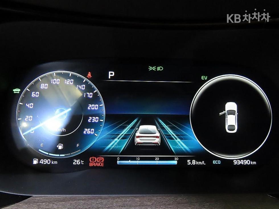 2022 - kia k5
