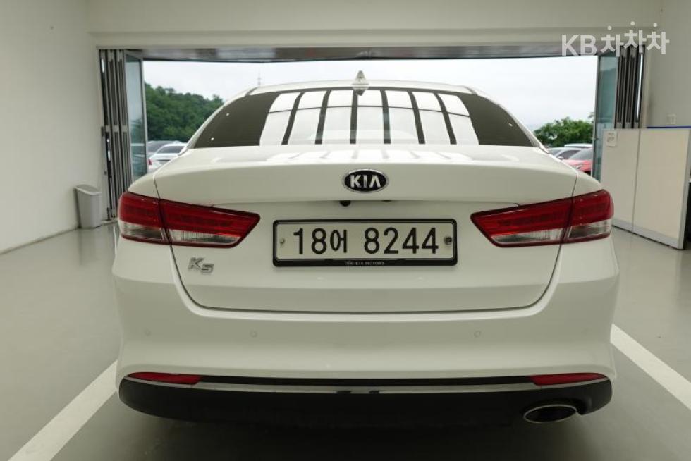 2018 - kia k5