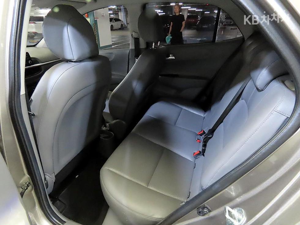 2021 - kia morning