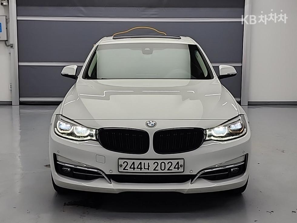 BMW Gran Turismo 2018 photo 2
