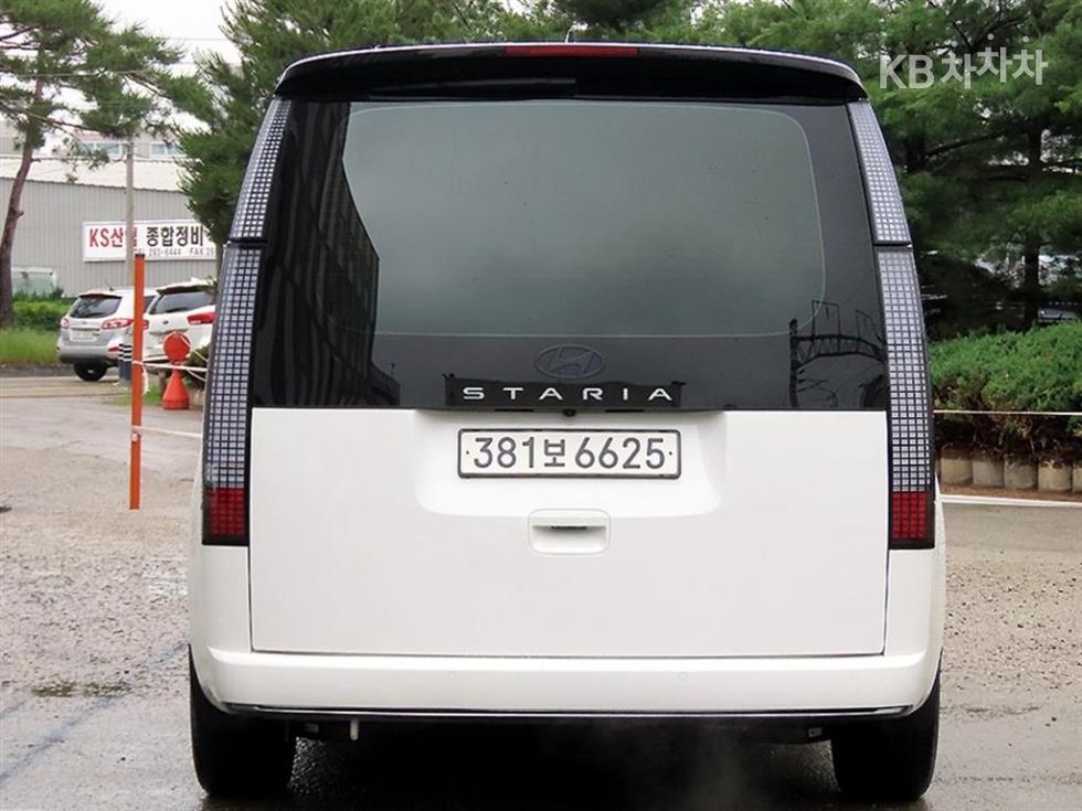 Hyundai Staria — miniaturë 4