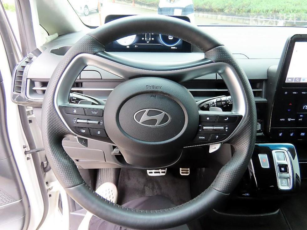 Hyundai Staria — miniaturë 8