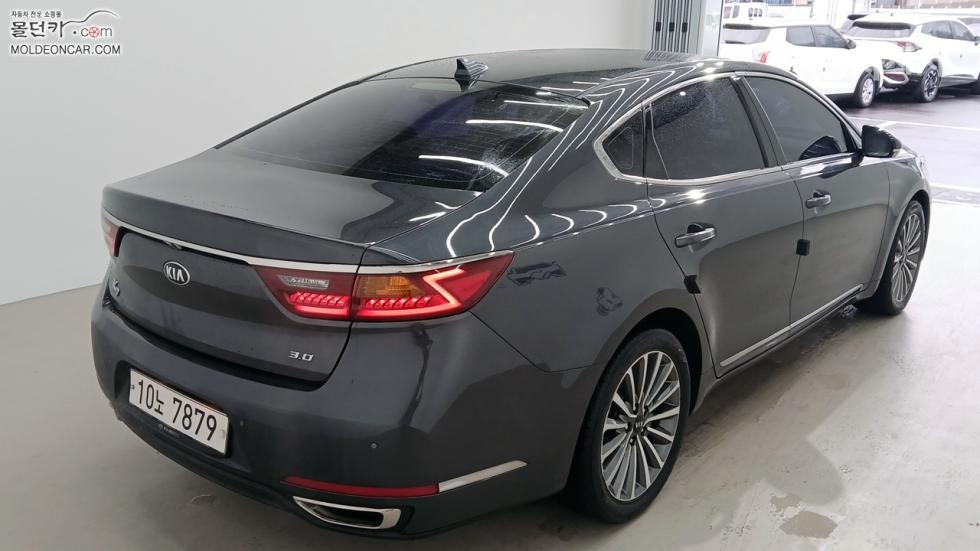 2018 - kia k7