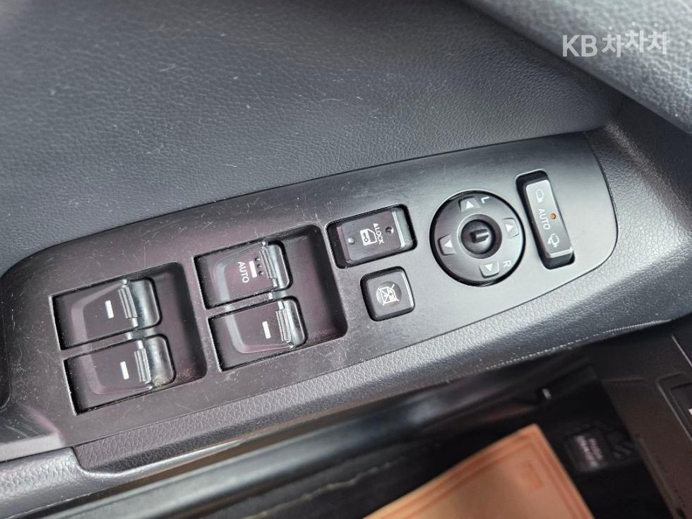 2012 - kia 프레스티지