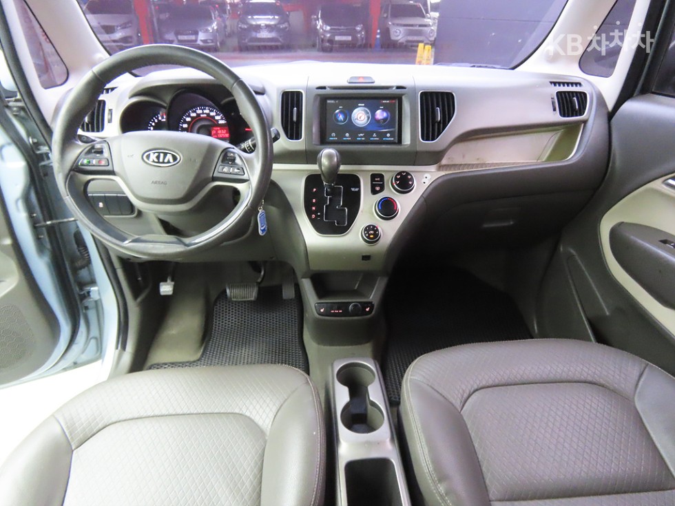 2012 - kia ray