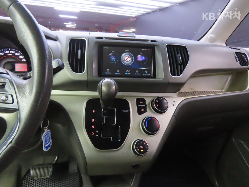 2012 - kia ray