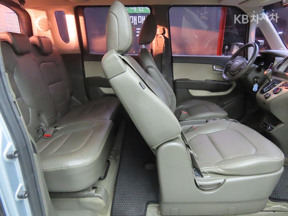 2012 - kia ray