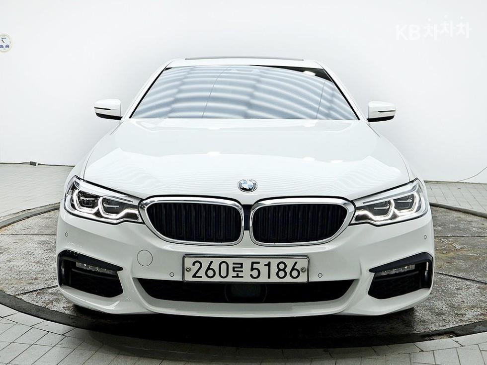 2020 BMW 5 series 530e M Sport