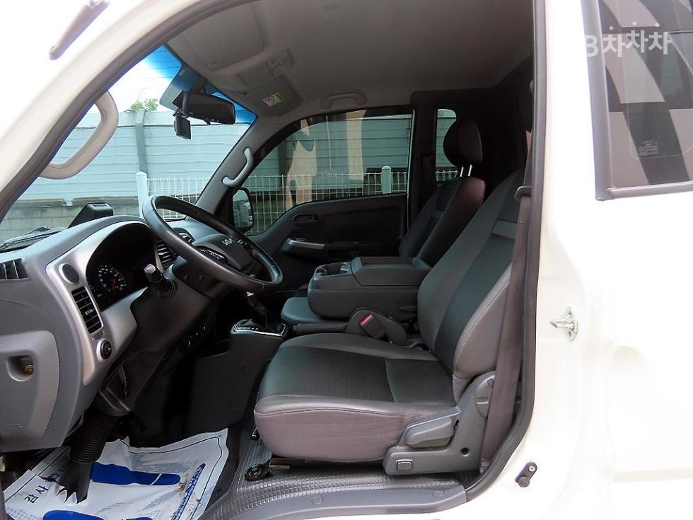 2022 - kia bongo iii