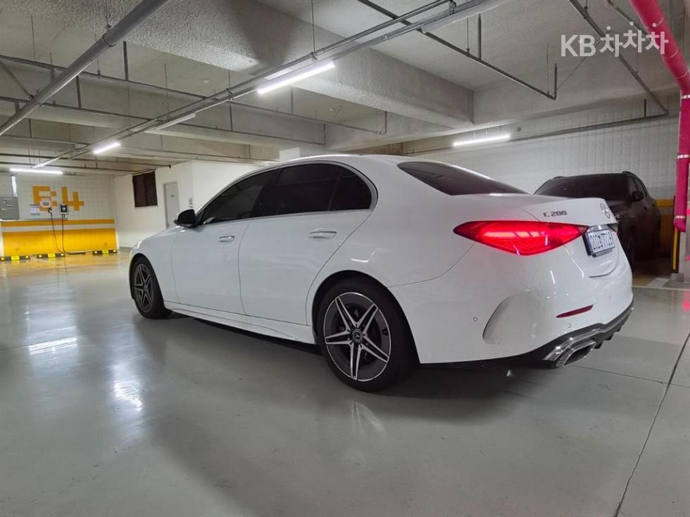 2025 - mercedes-benz c-class