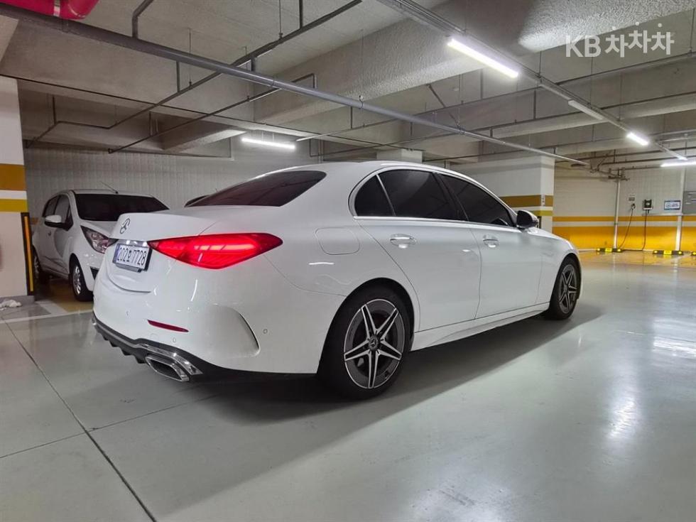 2025 - mercedes-benz c-class