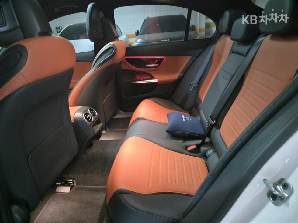2025 - mercedes-benz c-class