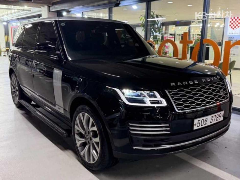 2019 Land Rover Used Car photo