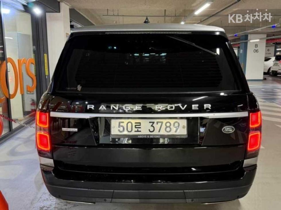 2019 Land Rover Used Car photo