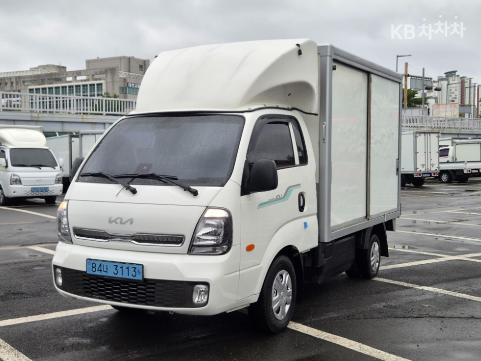 2022 - kia bongo iii