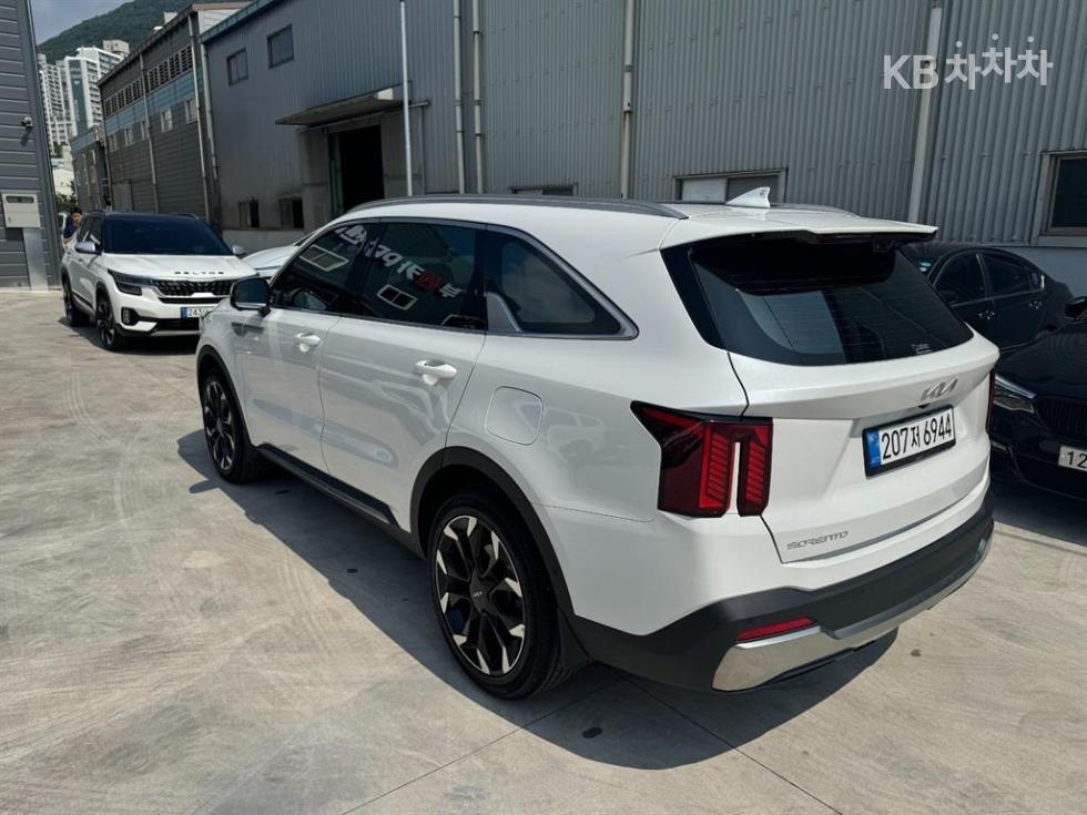 2025 - kia sorento