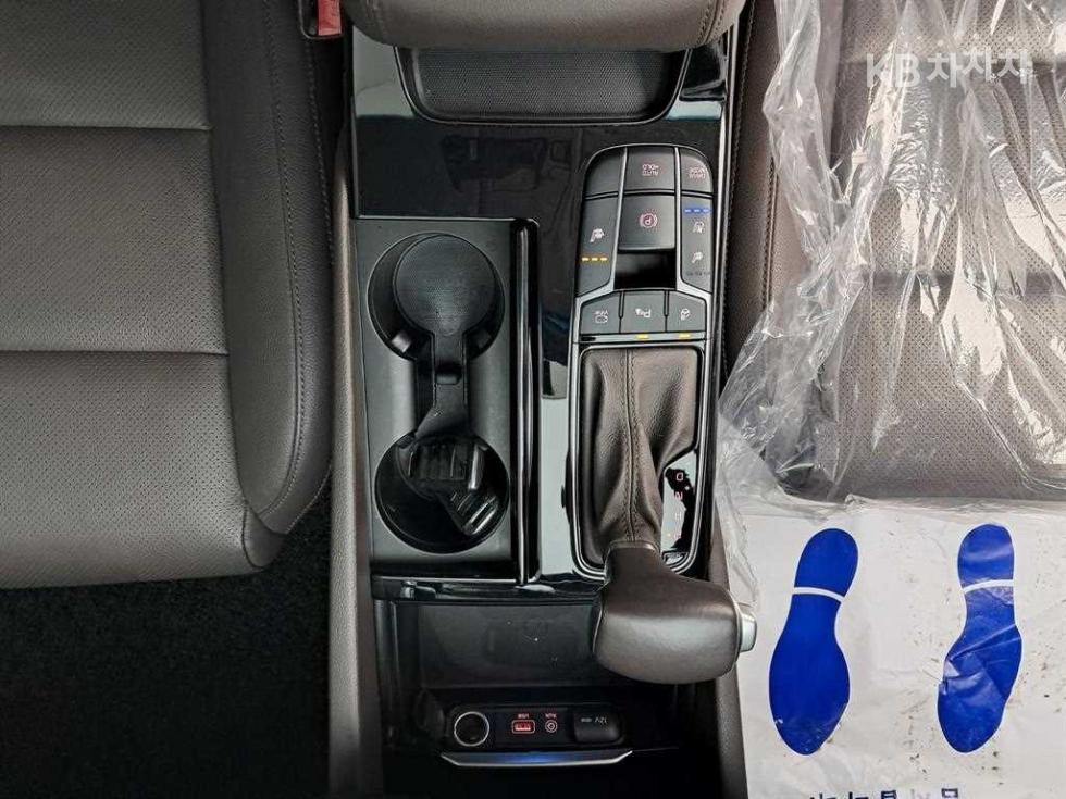 2018 - kia k7