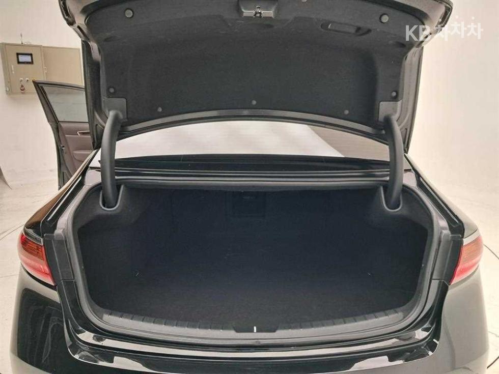 2018 - kia k7