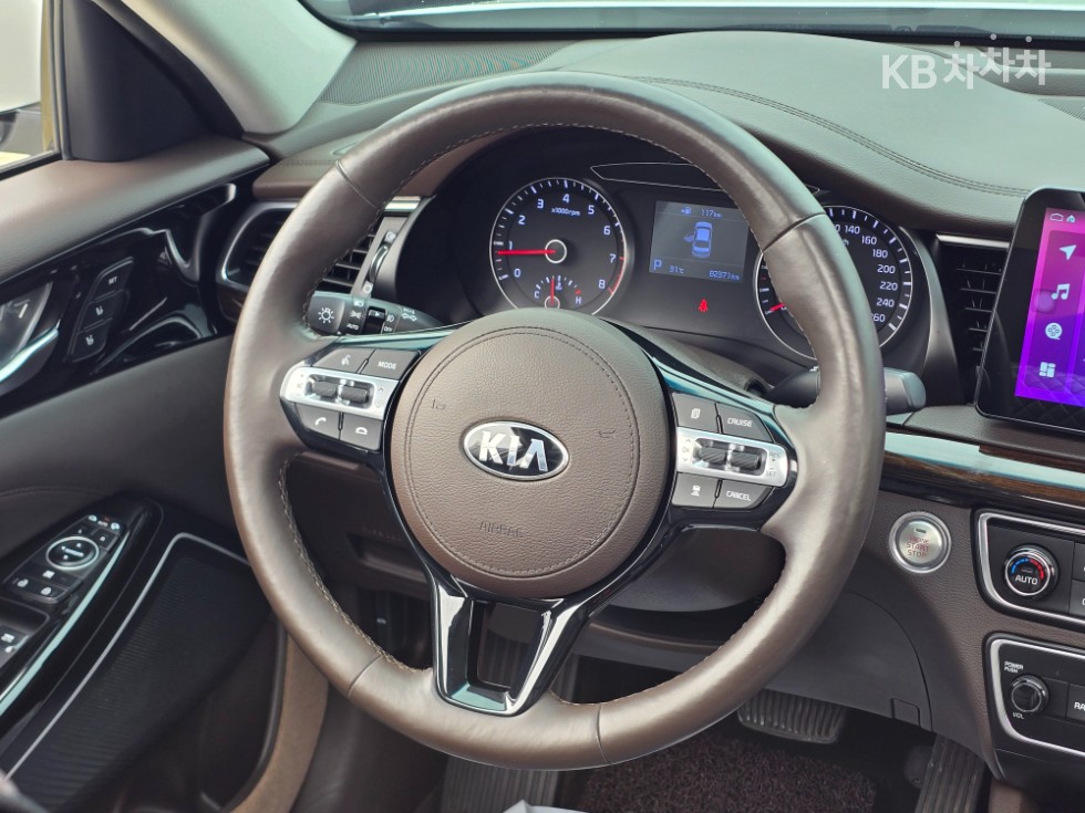 2019 - kia k7