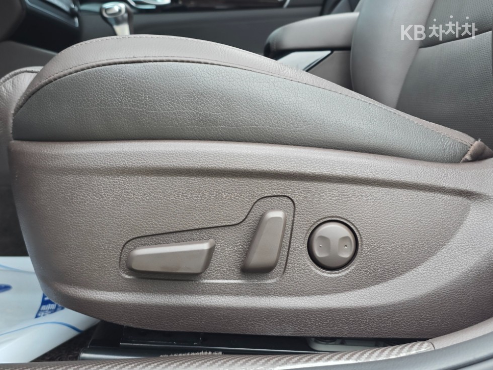 2019 - kia k7