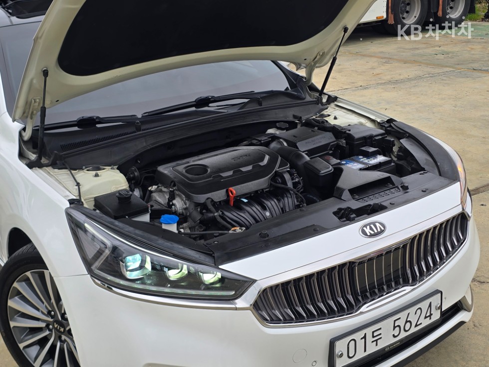 2019 - kia k7