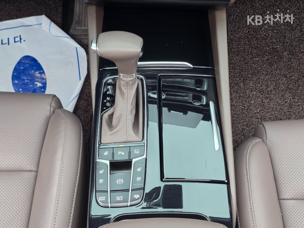 2019 - kia k7