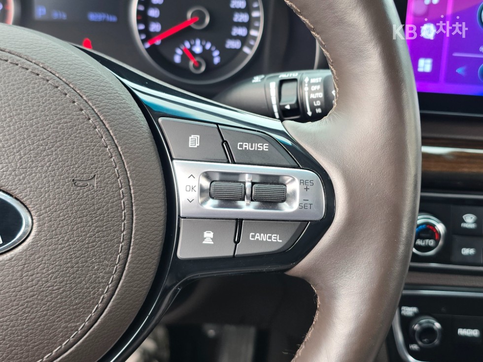 2019 - kia k7