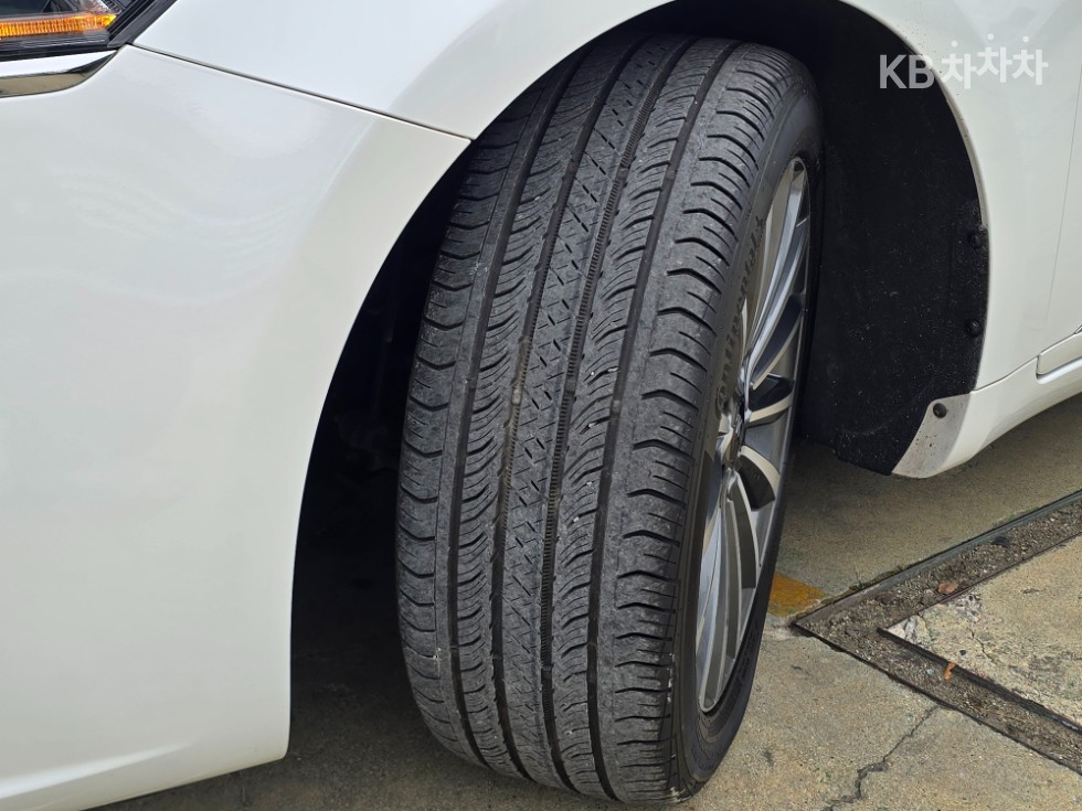 2019 - kia k7