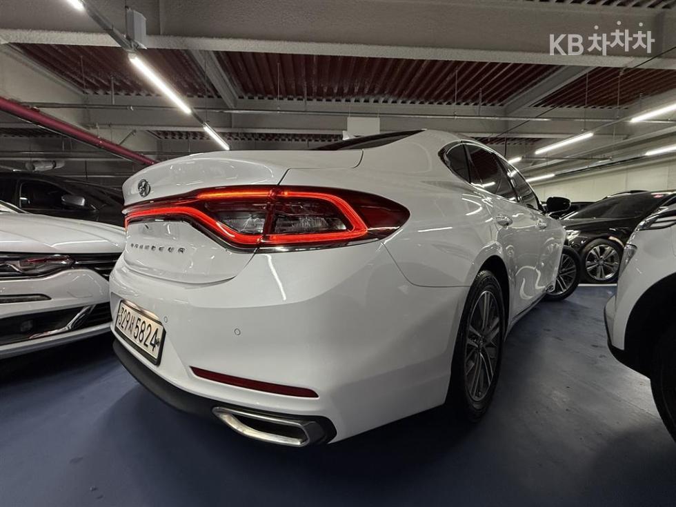 Hyundai Grandeur — miniaturë 3