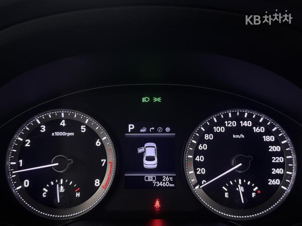 Hyundai Grandeur — miniaturë 13