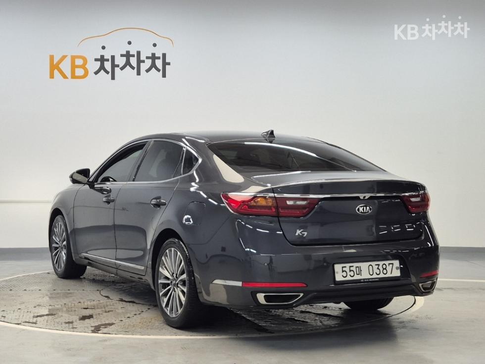 2017 - kia k7