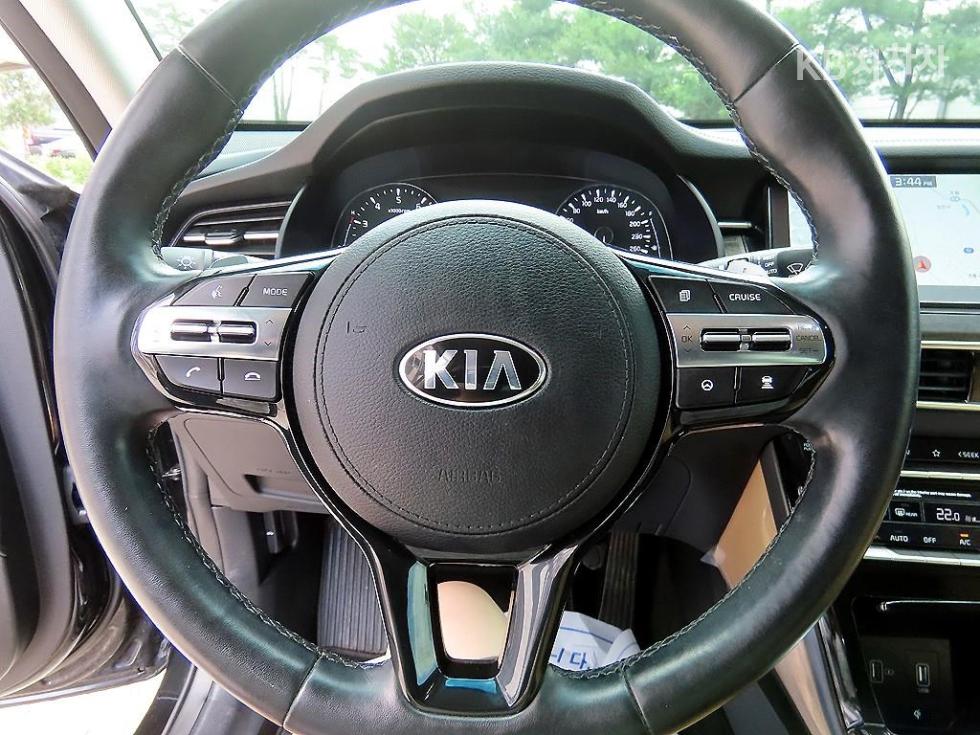 2021 - kia k7