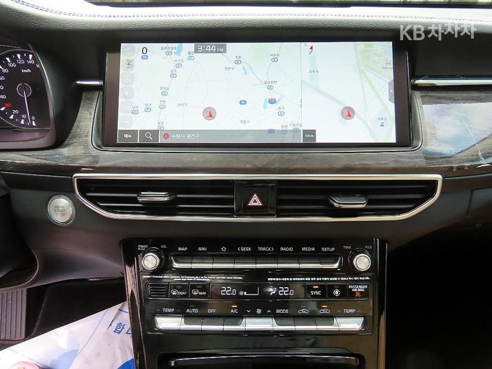 2021 - kia k7