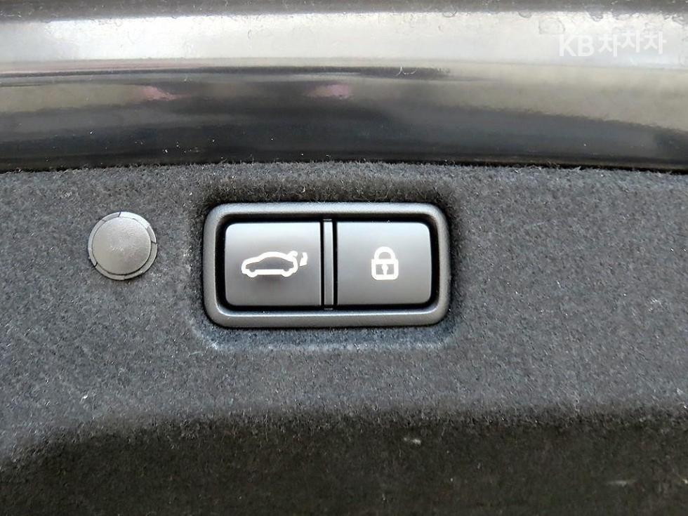 2021 - kia k7