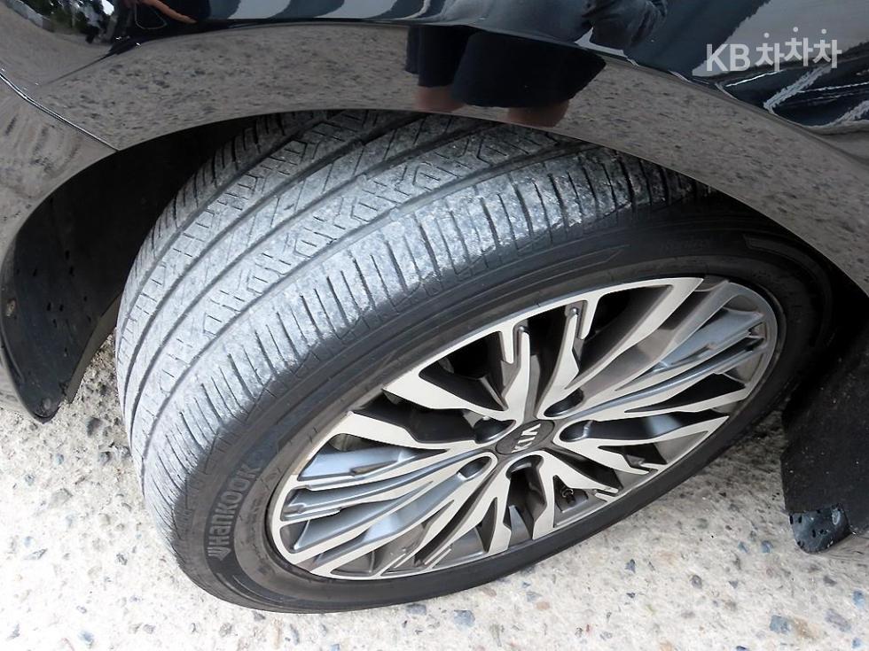 2021 - kia k7