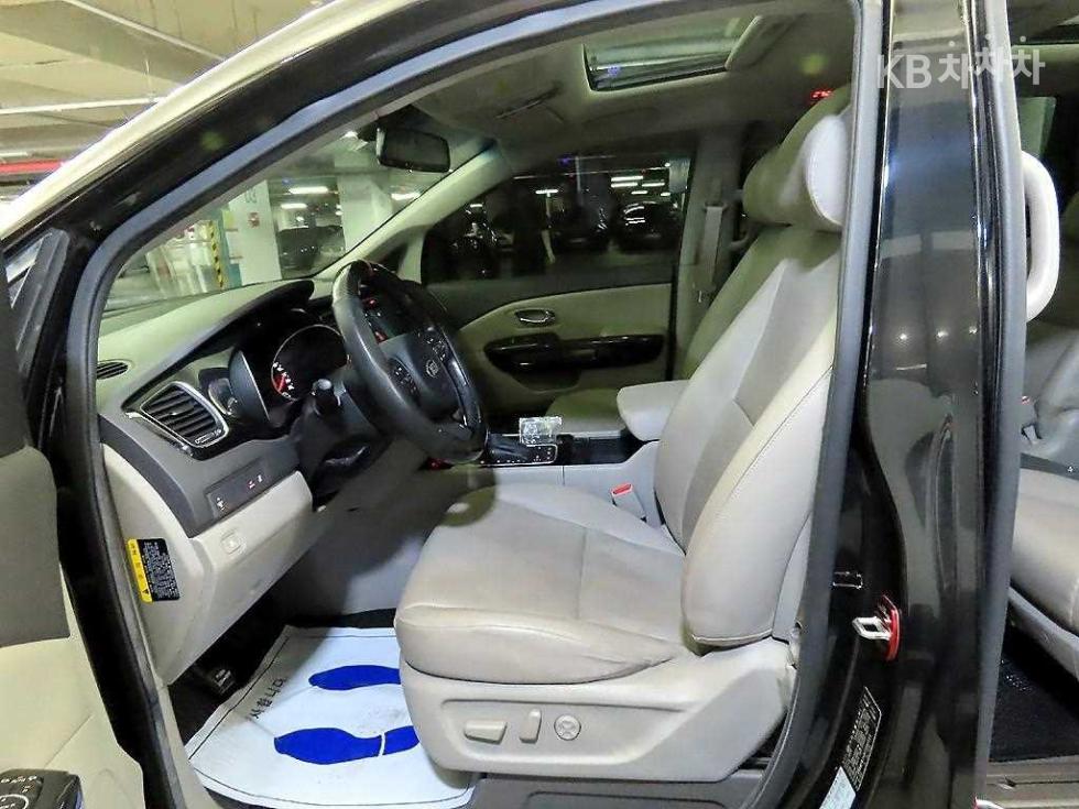 2015 - kia carnival
