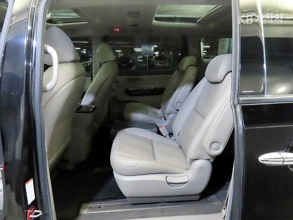 2015 - kia carnival