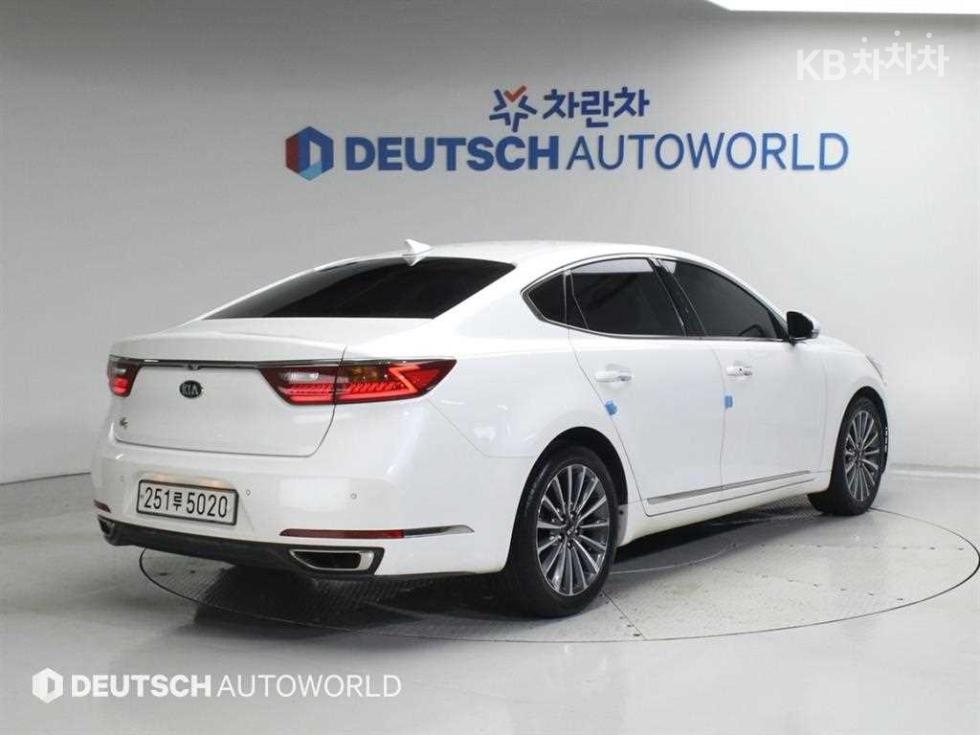 2017 - kia k7