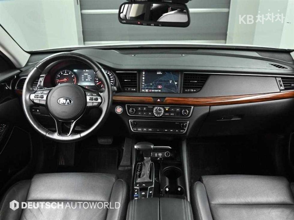 2017 - kia k7