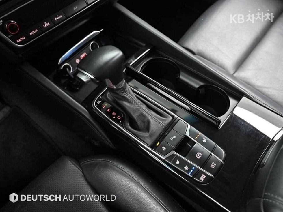 2017 - kia k7