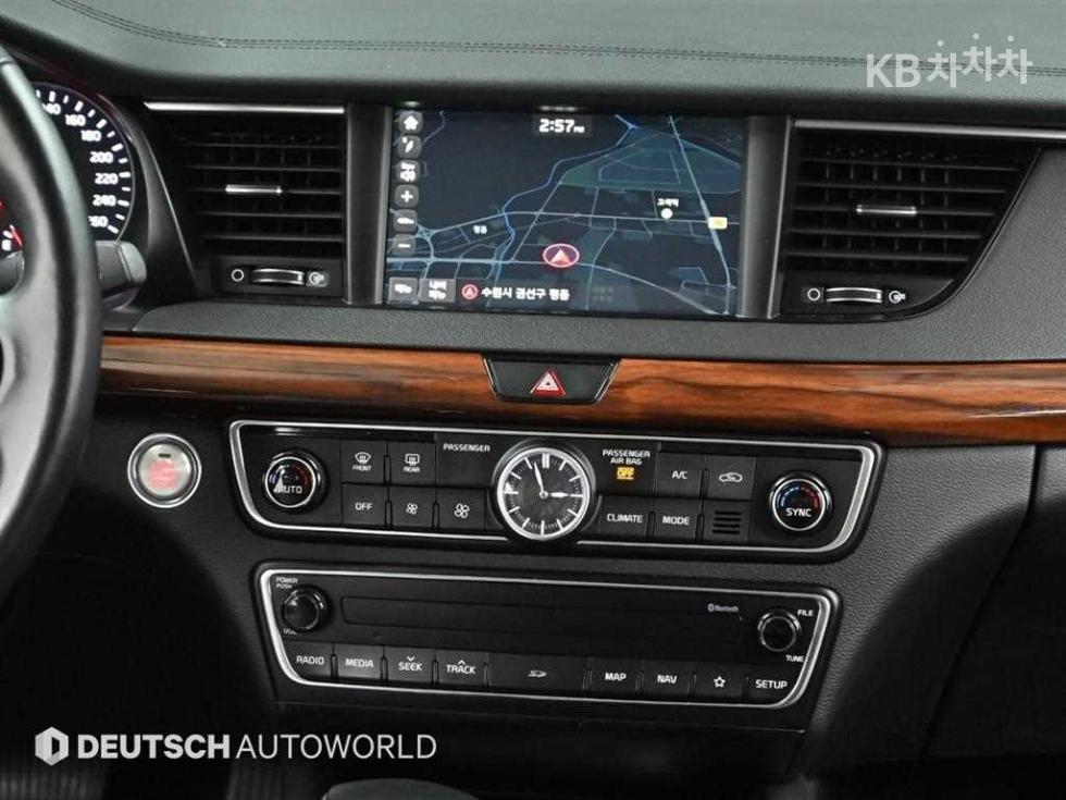 2017 - kia k7