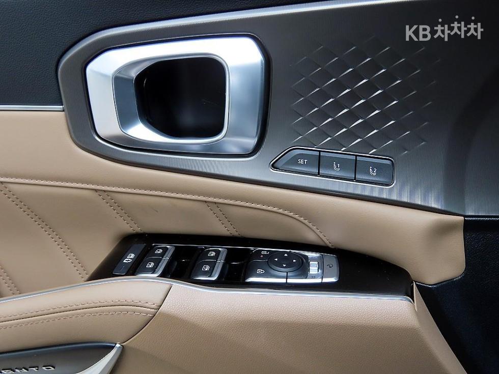 2025 - kia sorento