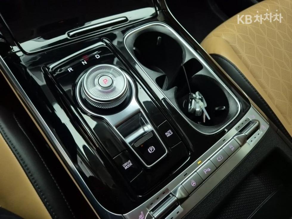 2021 - kia carnival