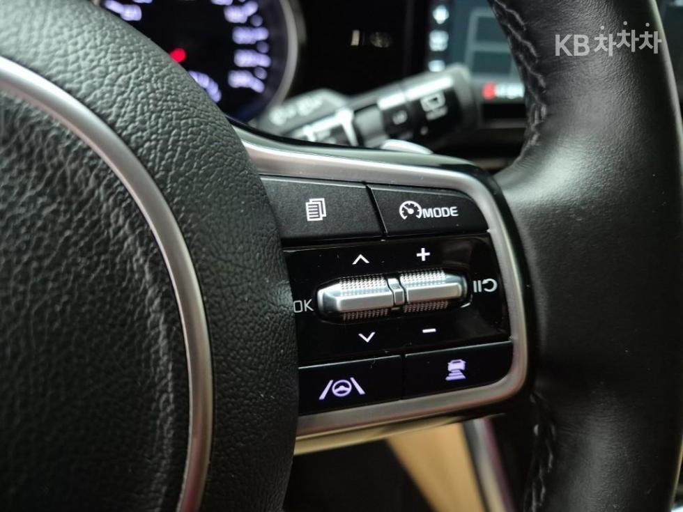 2021 - kia carnival