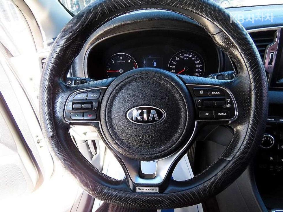 2016 - kia sportage